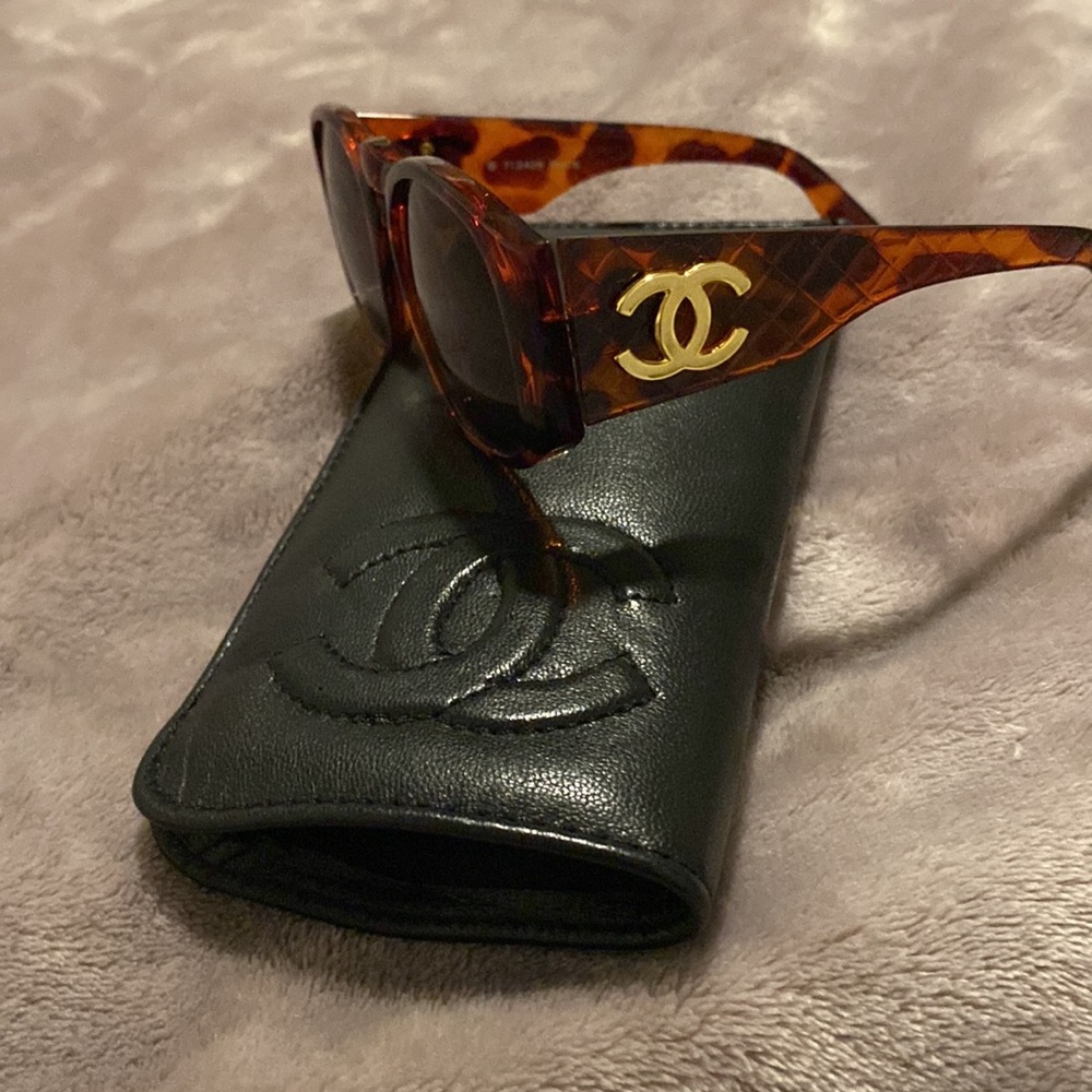 Tortoise frames with the Chanel  gold hardware stamped 712429 Paris